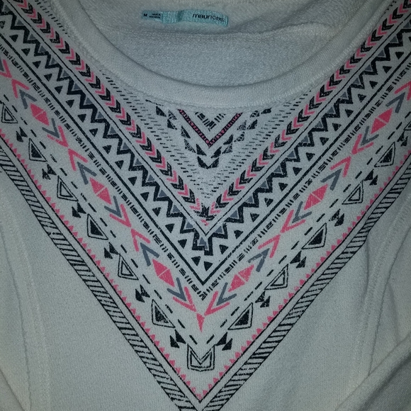 Maurices Scoop Neck High Low print sweatshirt - Picture 3 of 3